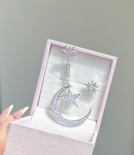گوشواره ماه رویا